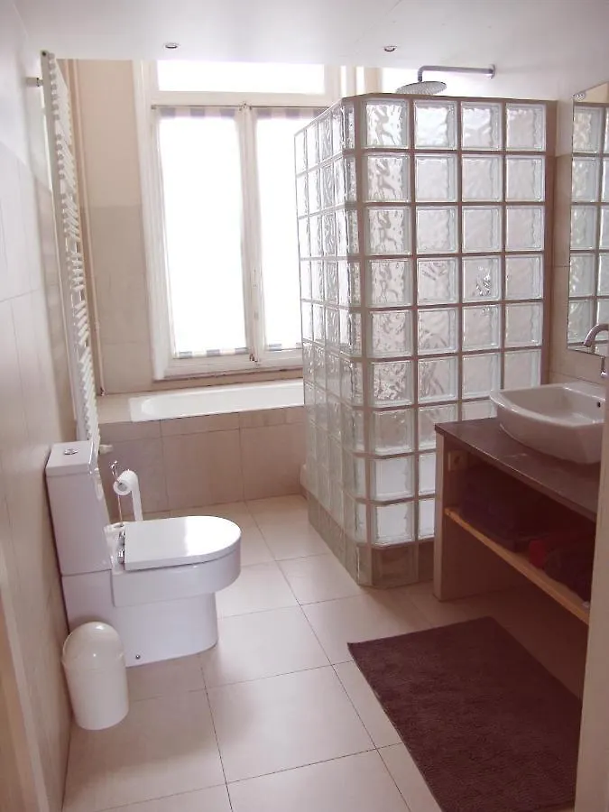 Louise Chatelain Suites Bruxelles Affittacamere